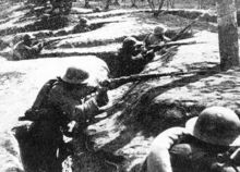 中国军队在临沂阻击进犯的日军