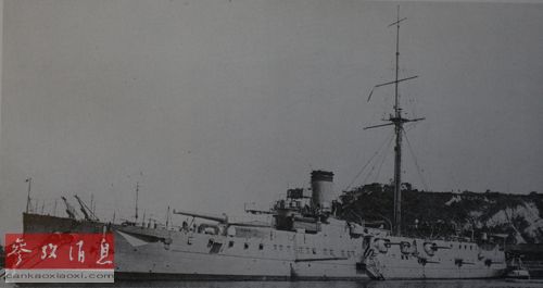 甲午战争之前，日本极为重视军舰国产化工作。1988年，就在北洋海军成军当年，日本海军主力舰“三景舰”的3号舰——“桥立”号在横须贺开工，后于1894年6月完工并随即参战。（资料图片）
