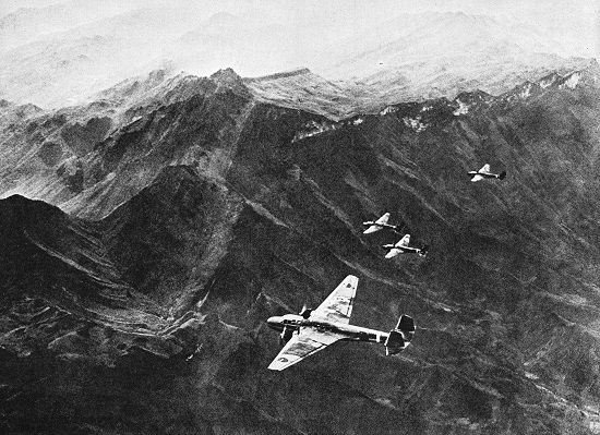 1939年9月28日，空袭重庆的日军航空兵战机编队