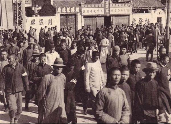日军记者拍1937年南京沦陷8。