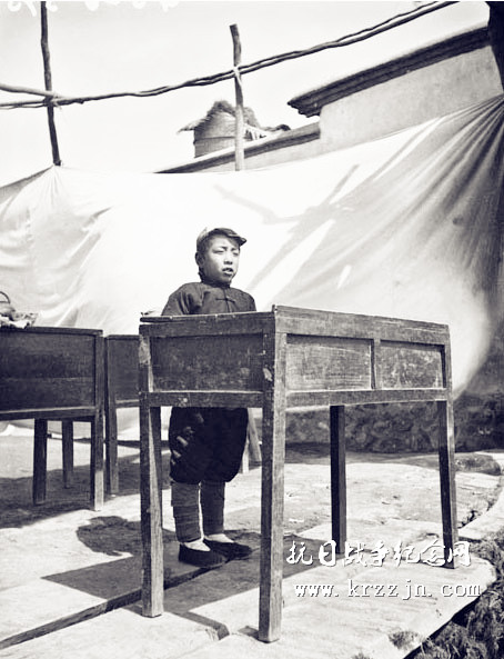 1940年，四·四儿童节纪念大会 赵烈摄
