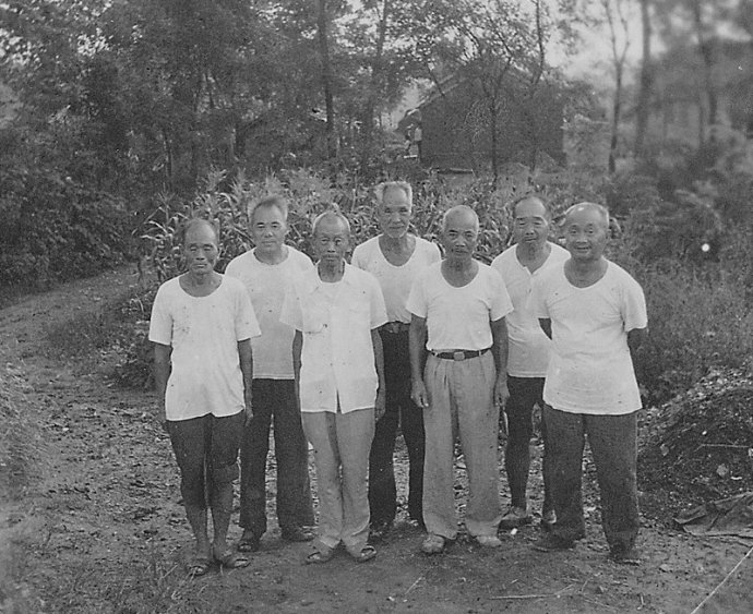 图4  1944年4月浦口集中营暴动的部分幸存者