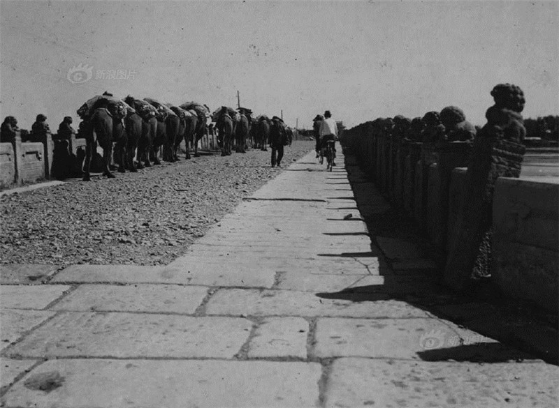 图为1937年“七七事变”后的卢沟桥风景。