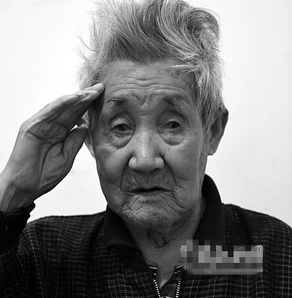 王臣，96岁，河北省迁西县人，现居宜黄县。 抗战故事：“1943年4月，我报名加入了中国共产党领导的游击队，投身到抗日战争中。1945年，我奉命随部队出关接受日本投降。”