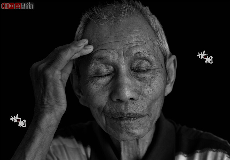 江寿石，88岁，湖南长沙人。江寿石在学校读书时考上黄埔军校，21期。16兵团，1949年起义。目前和老伴在一起安度晚年。
