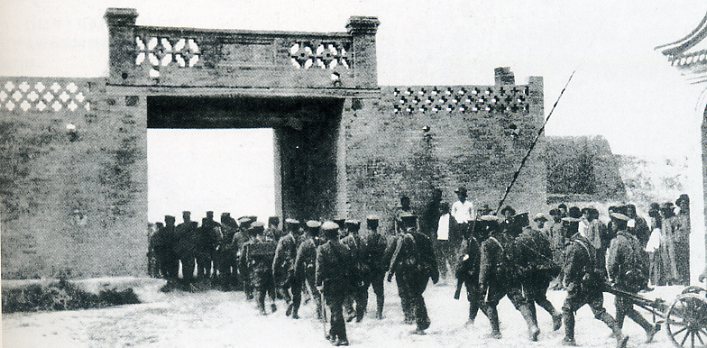 9月23日，关东军侵入吉林省洮南县城。