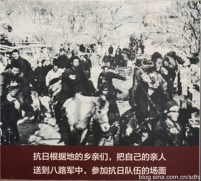 “不应忘却的纪念”——纪念中国人民抗日战争暨世界反法西斯战争胜利70周年百日展览9 (23)