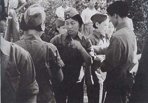 1939年，朝鲜义勇队中的女兵