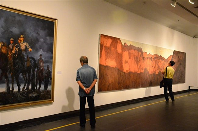 《铜墙铁壁——抗战中的民族责任》主题美术展6