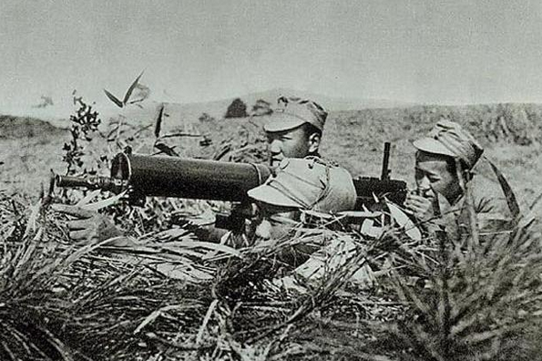 抗日战争时期“新四军”老照片：征战四方的热血男儿