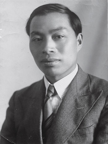 1938年，杨至成在苏联留影。