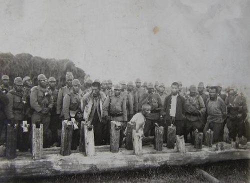 10张罕见老照片：实拍1937年日寇对待战俘的真实面貌！