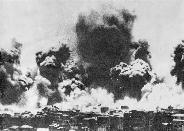 重庆大轰炸: 一组老照片让你重回那段历史