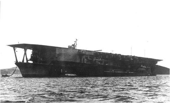 投入侵华战场的日军大型航母“加贺”号