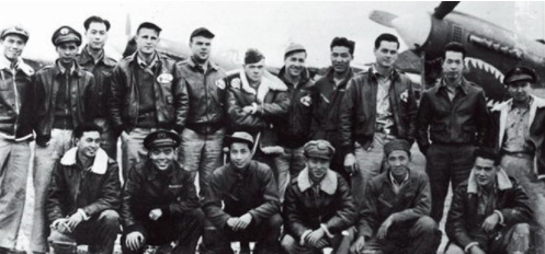“中美航空混合团”成员在桂林合影，他们中的一些人参加了桂林保卫战。